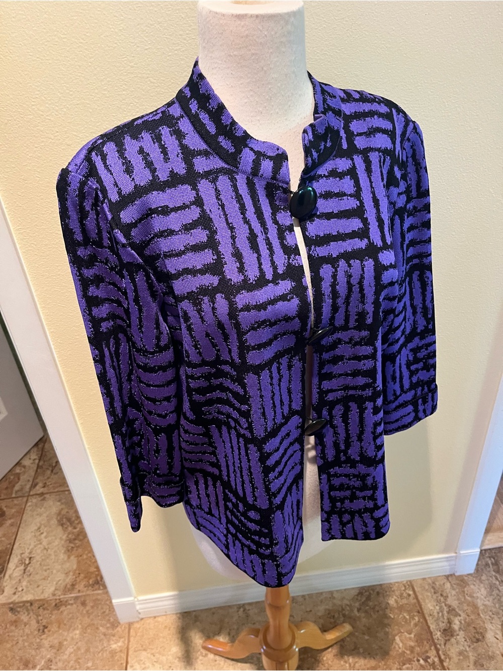 Classic MING WANG Travel Career Chunky Button Jacket Purple/Black Geometric L